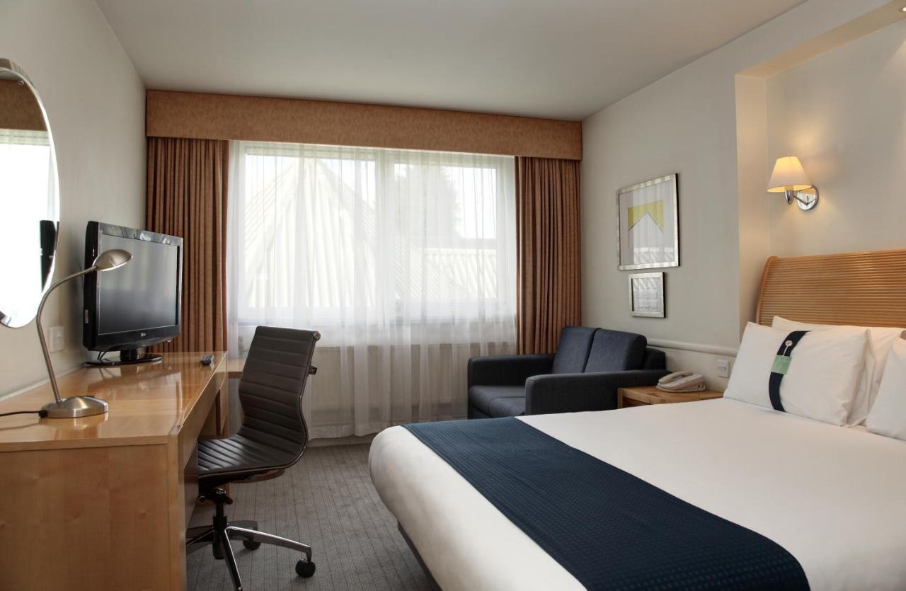 Holiday Inn London Brent Cross, An Ihg Hotel Ngoại thất bức ảnh