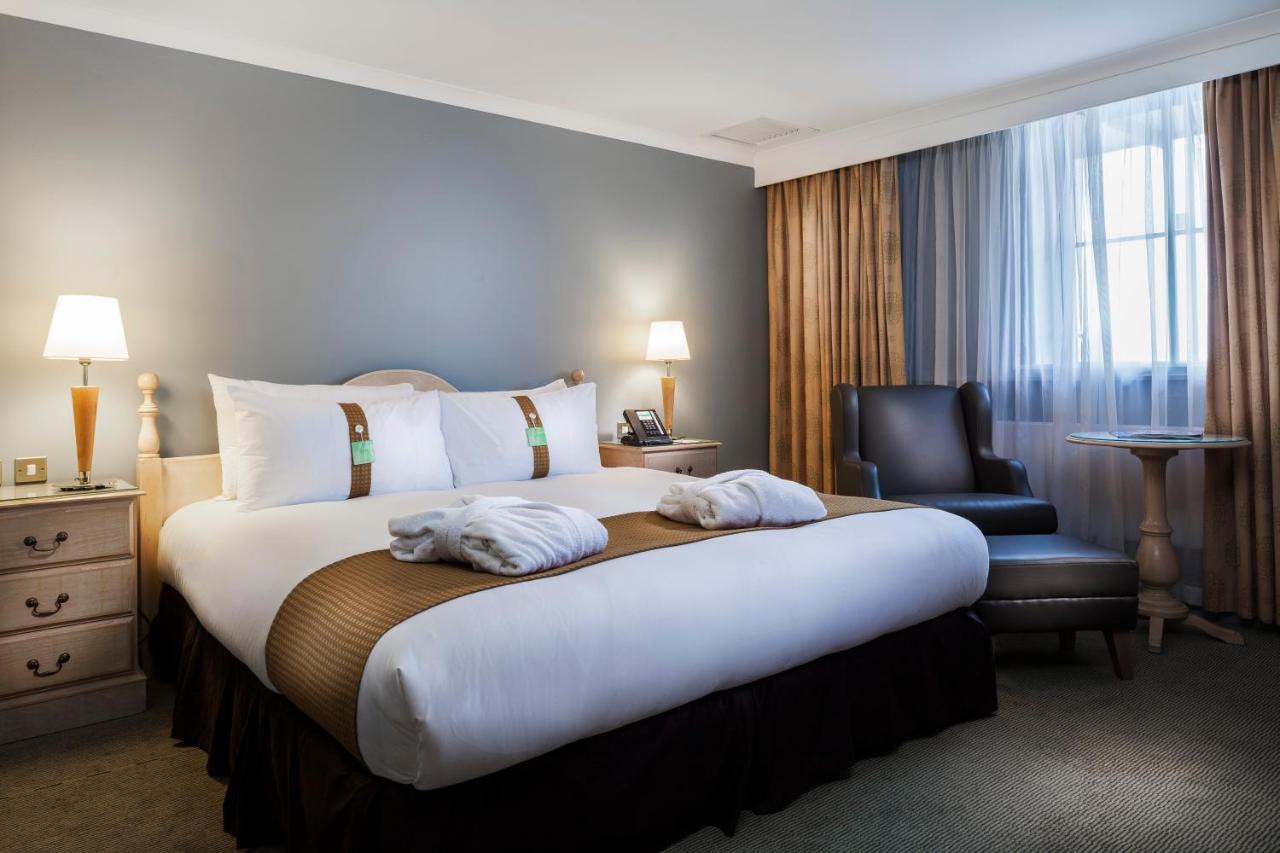 Holiday Inn London Brent Cross, An Ihg Hotel Ngoại thất bức ảnh