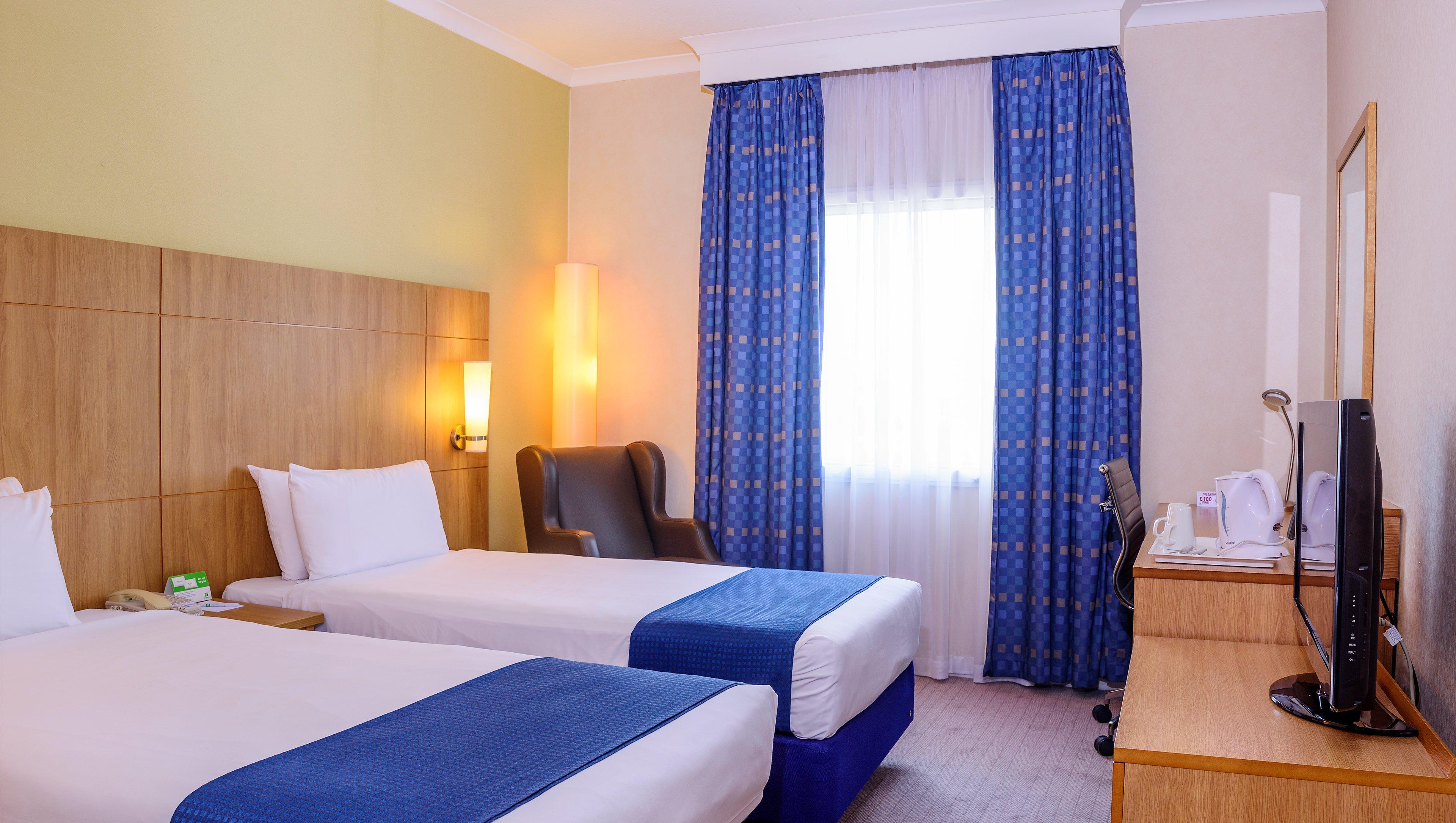 Holiday Inn London Brent Cross, An Ihg Hotel Ngoại thất bức ảnh