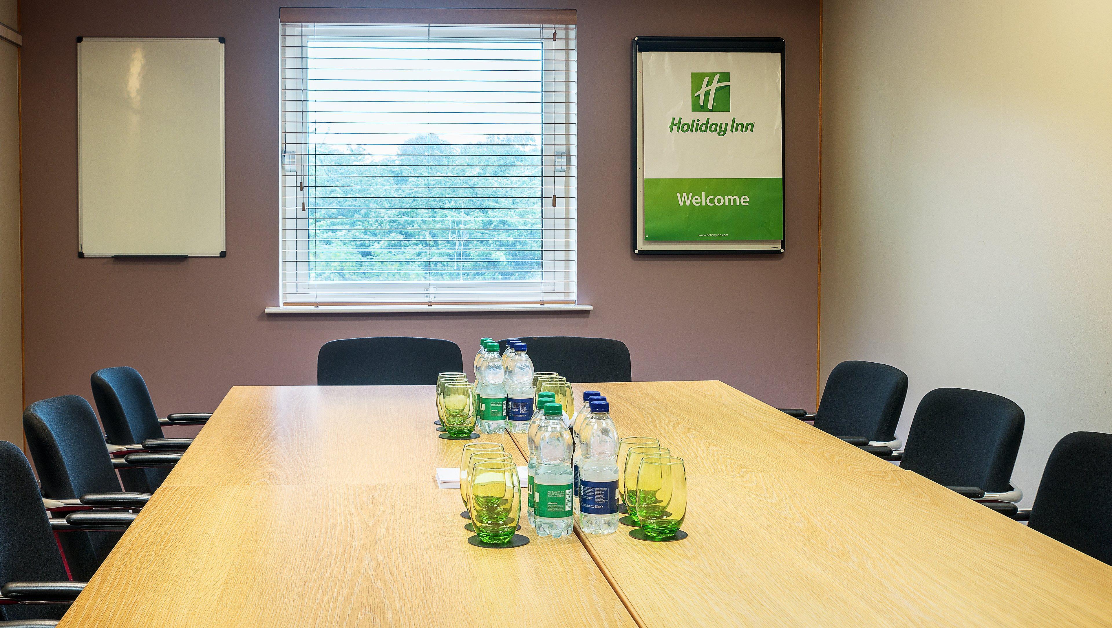 Holiday Inn London Brent Cross, An Ihg Hotel Ngoại thất bức ảnh